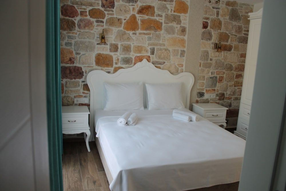 undefined Alesya Otel 10