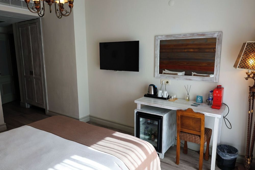 AlaBora Hotel - Alaçatı Junior Room 9