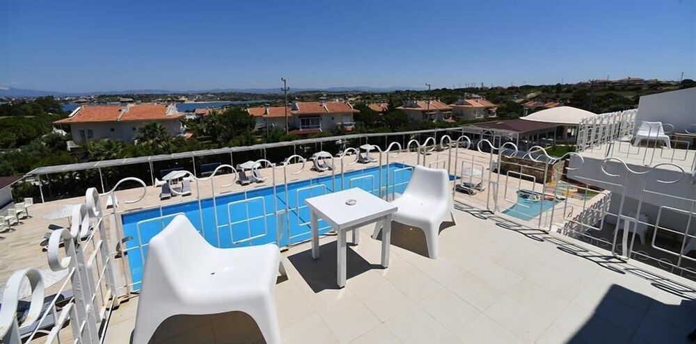 Calico Hotel Standard Room, Sea View 8