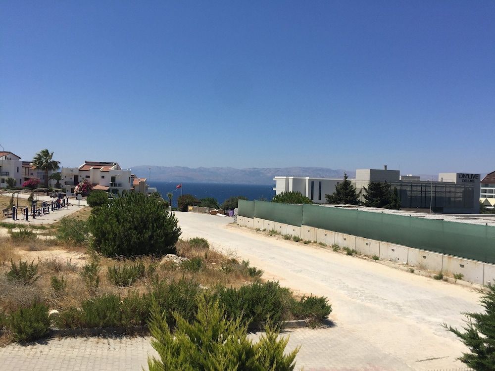 Calico Hotel Standard Room, Sea View 3