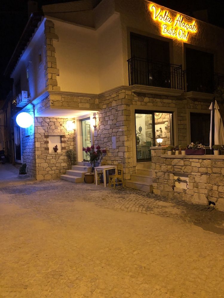 undefined Volta Alacati Butik Otel 4