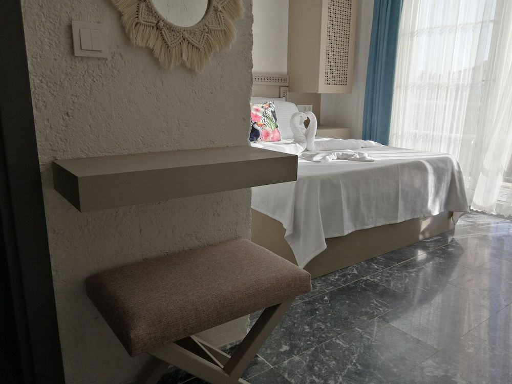 La Diva Butik Hotel Deluxe Double Room, Garden Area 5