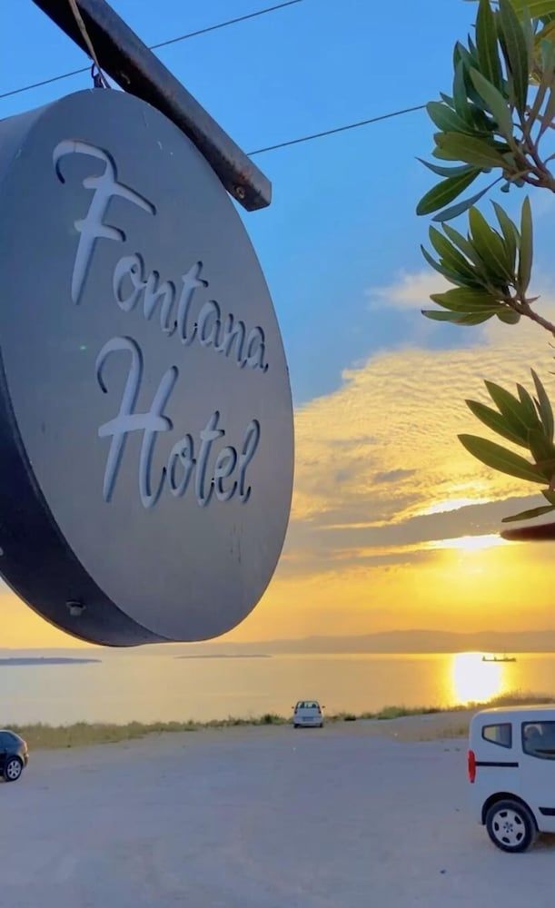 undefined Fontana Hotel 4