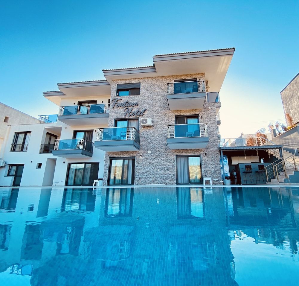 undefined Fontana Hotel 3