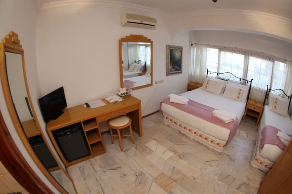 undefined Antik Motel 10