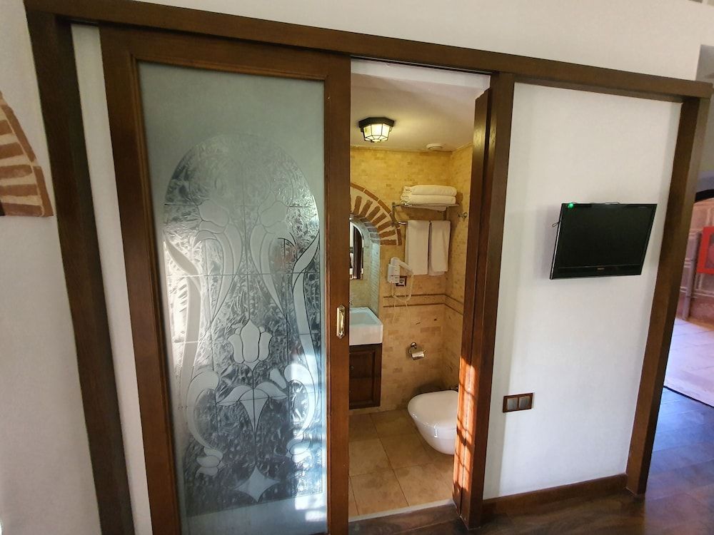 Kanuni Kervansaray Historical Hotel Economy Room 4