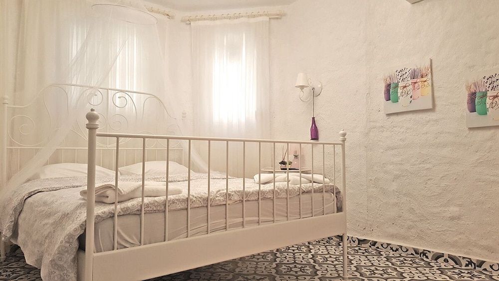 undefined Kekik Alacati Otel Mayko 10