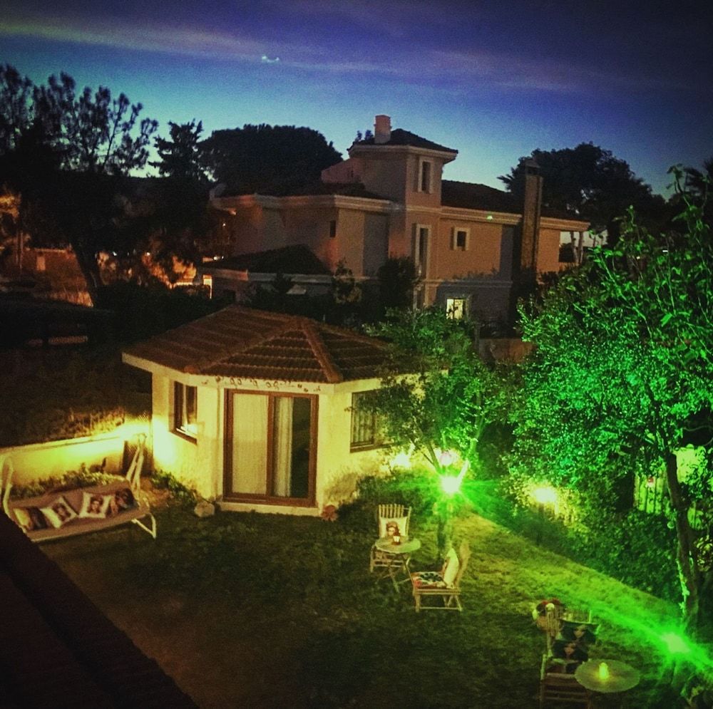 undefined Kekik Alacati Otel Mayko 5