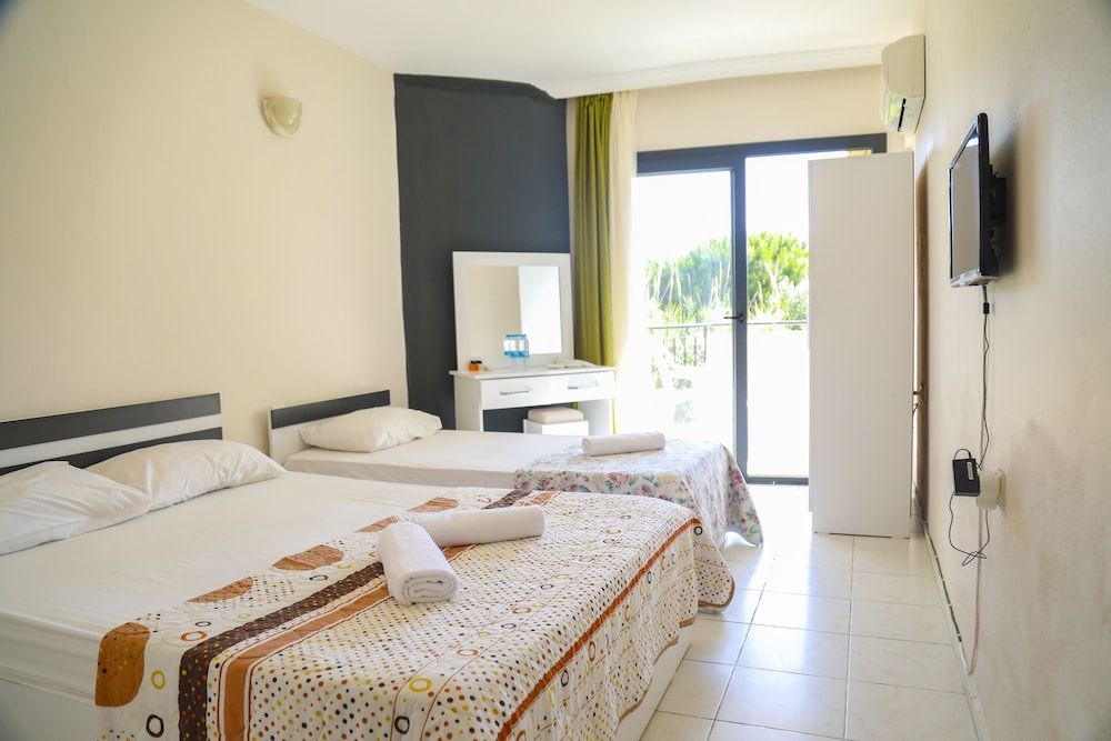 Maslina Hotel Deluxe Room 4