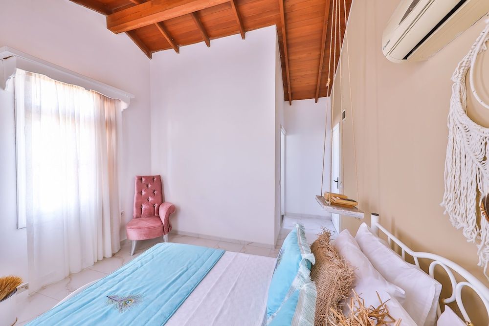 undefined Mon Amour Alacati 2