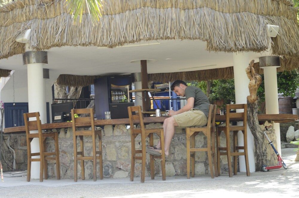 undefined Cesme Koy 8