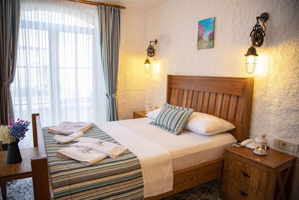 Stone Garden Tas Hotel Deluxe Room 10