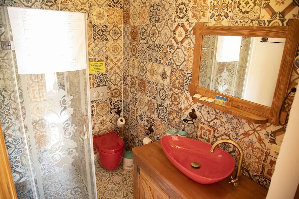 Stone Garden Tas Hotel Junior Room 8