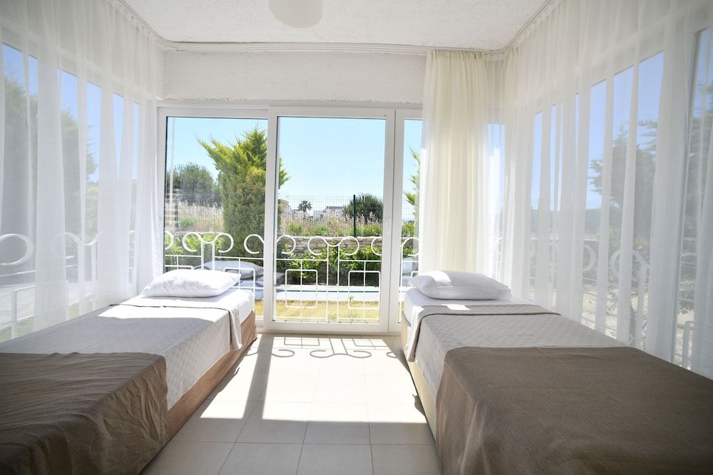 Aria Hotel Cesme Family Room 2