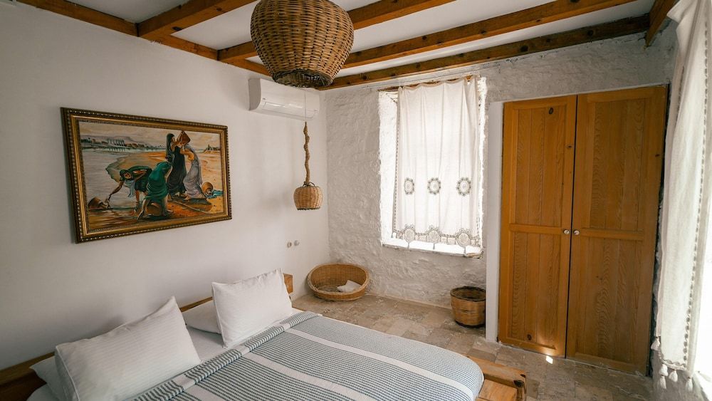 Bo Alacati Deluxe Double Room 8