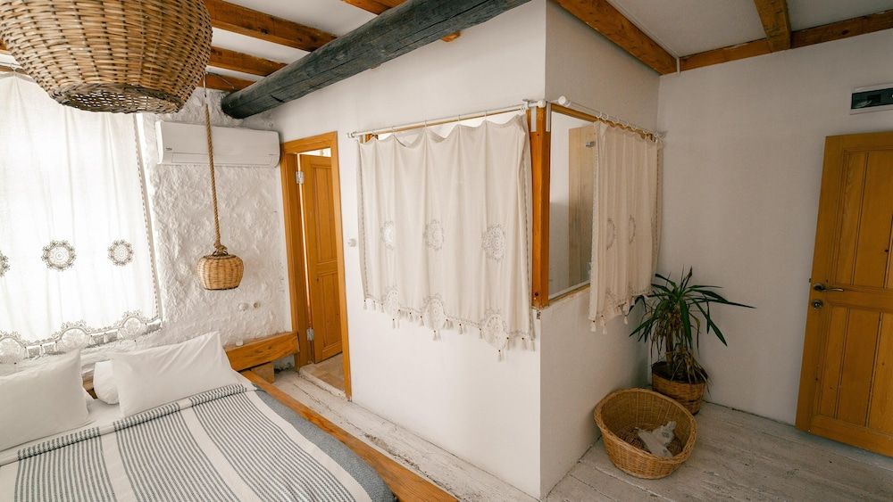 Bo Alacati Deluxe Double Room 6