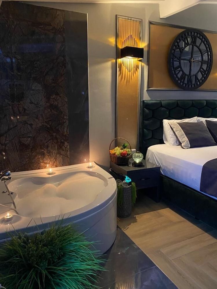 undefined Viya Plus Cesme