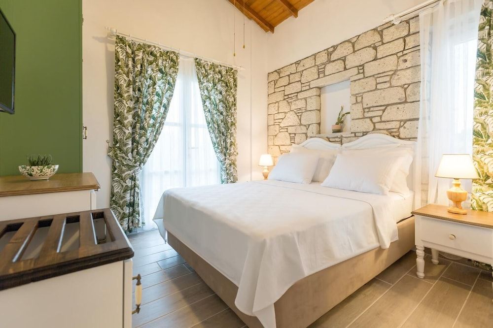 Melekaki Alacati Superior Double or Twin Room 5