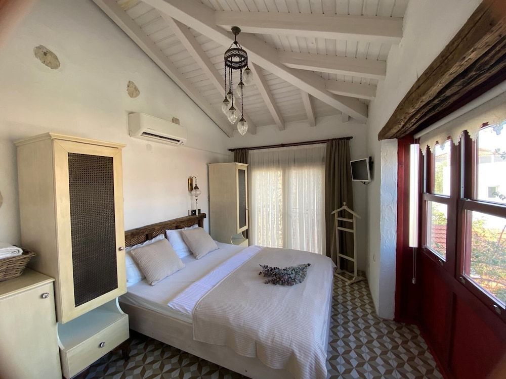 undefined Filizce Alacati 7