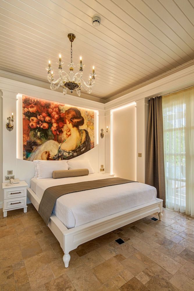 undefined Monreve Alaçatı 2