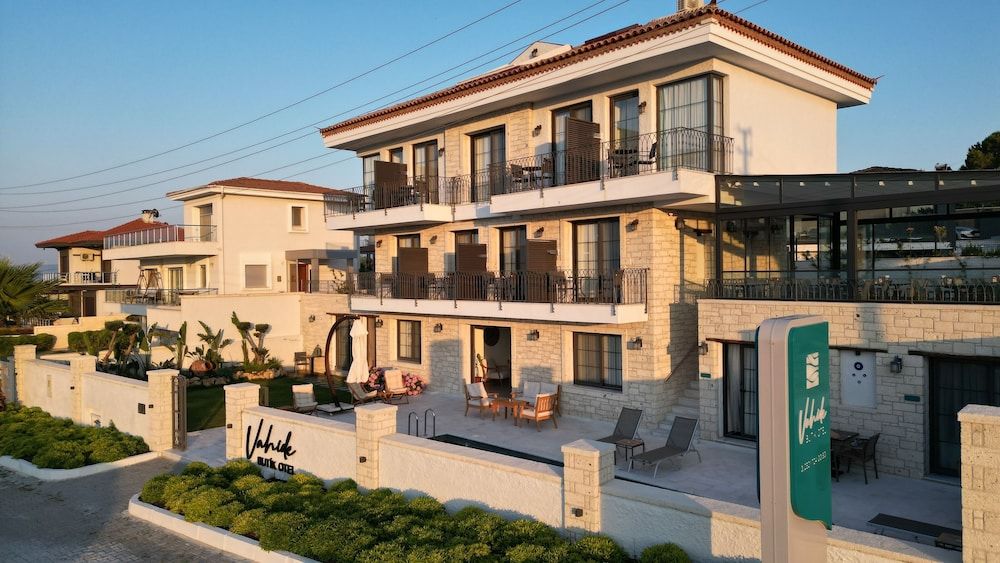 undefined Vahide Dalyan 6