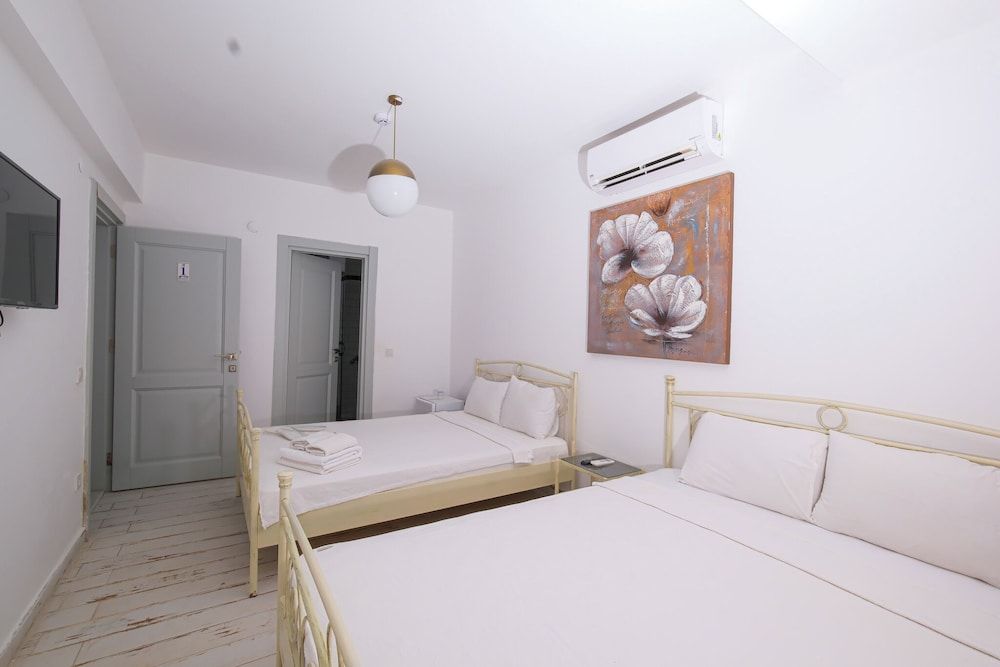 Kybele Alacati Family Triple Room, Begonville 4