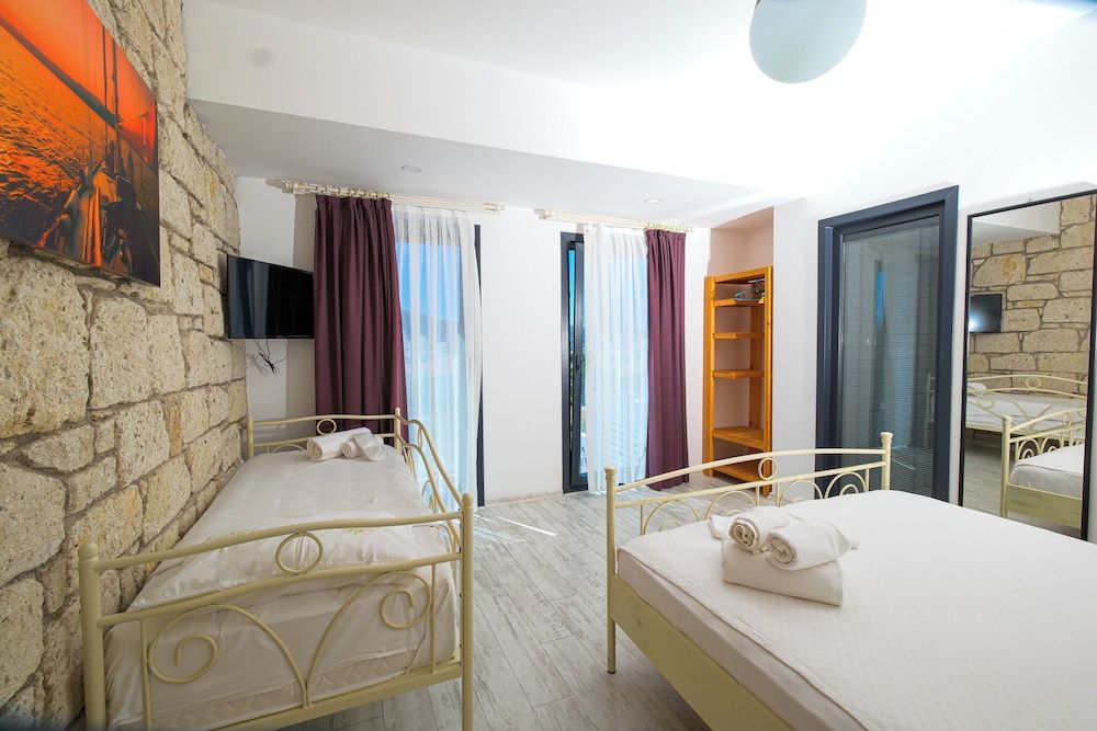 undefined Kybele Alacati 3