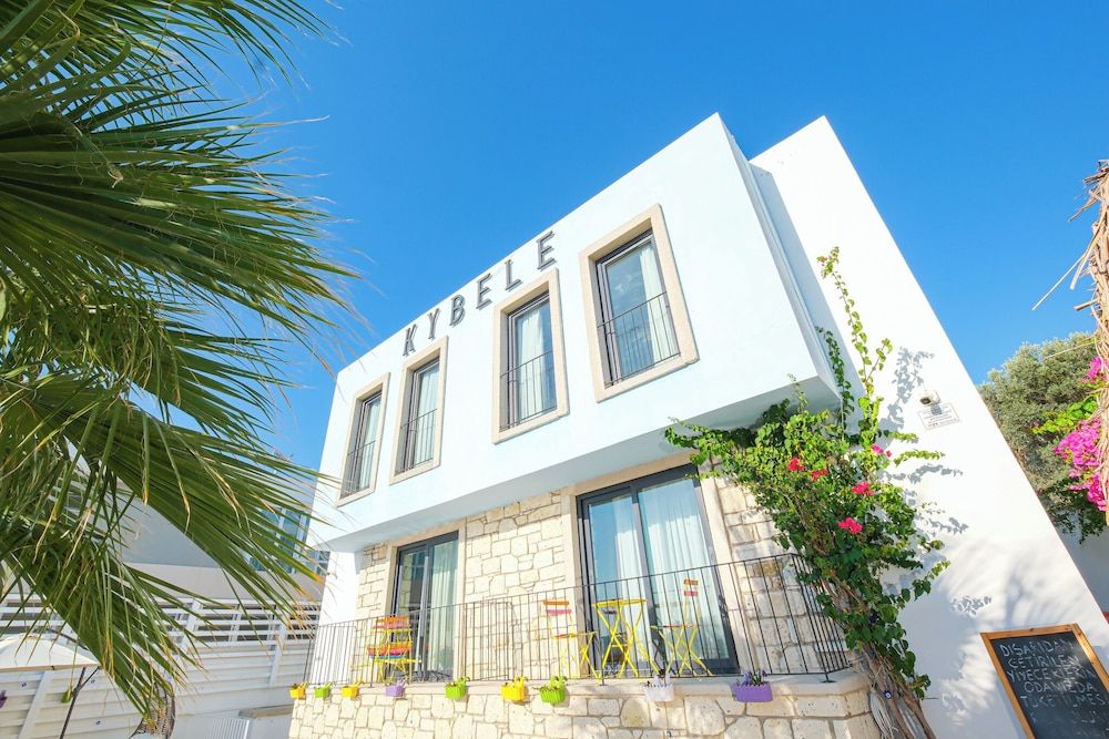 undefined Kybele Alacati 9