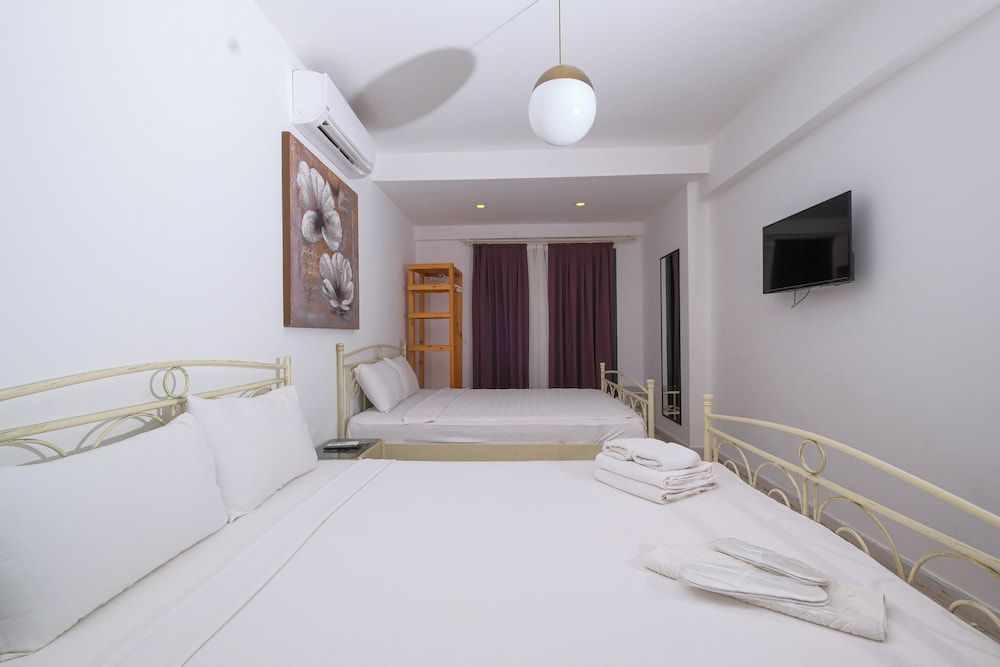 Kybele Alacati Family Triple Room, Begonville