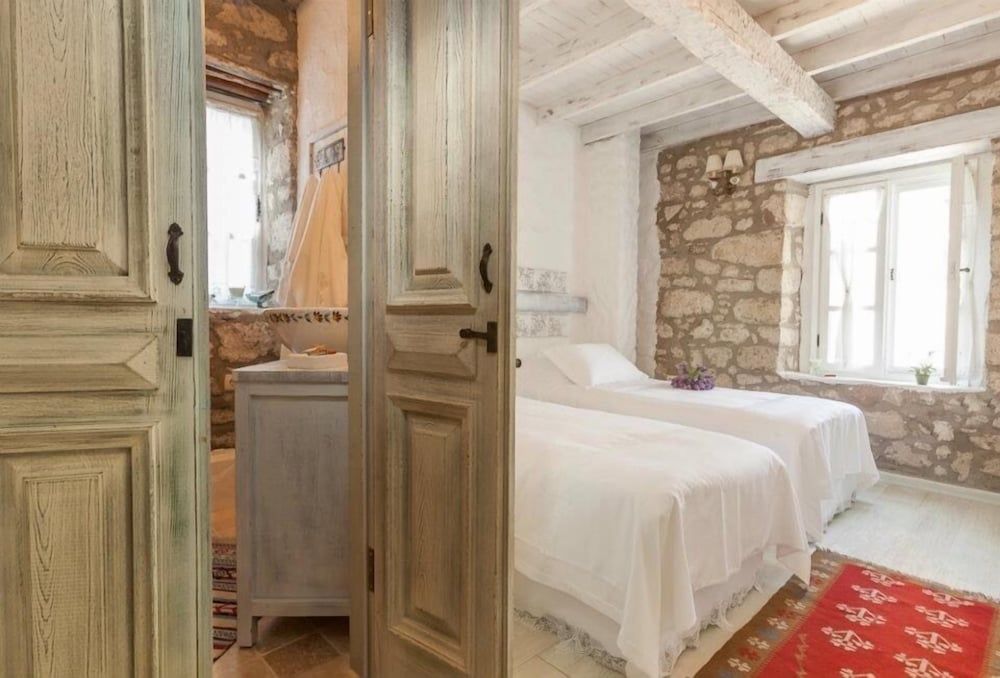 undefined Yukari Sokak VIP Butik Otel