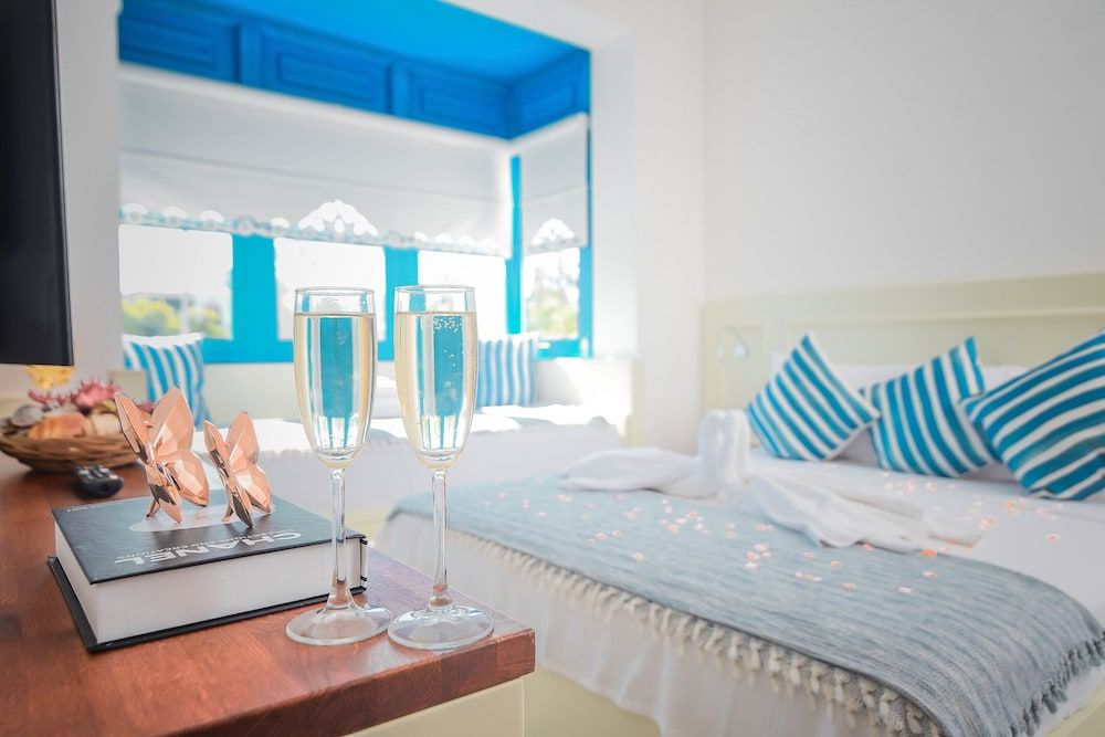undefined Rhodium Hotel 4