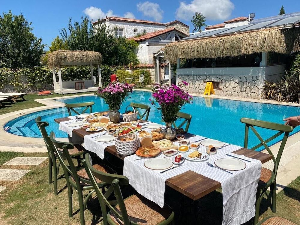 undefined The Fenomen Hotel 3