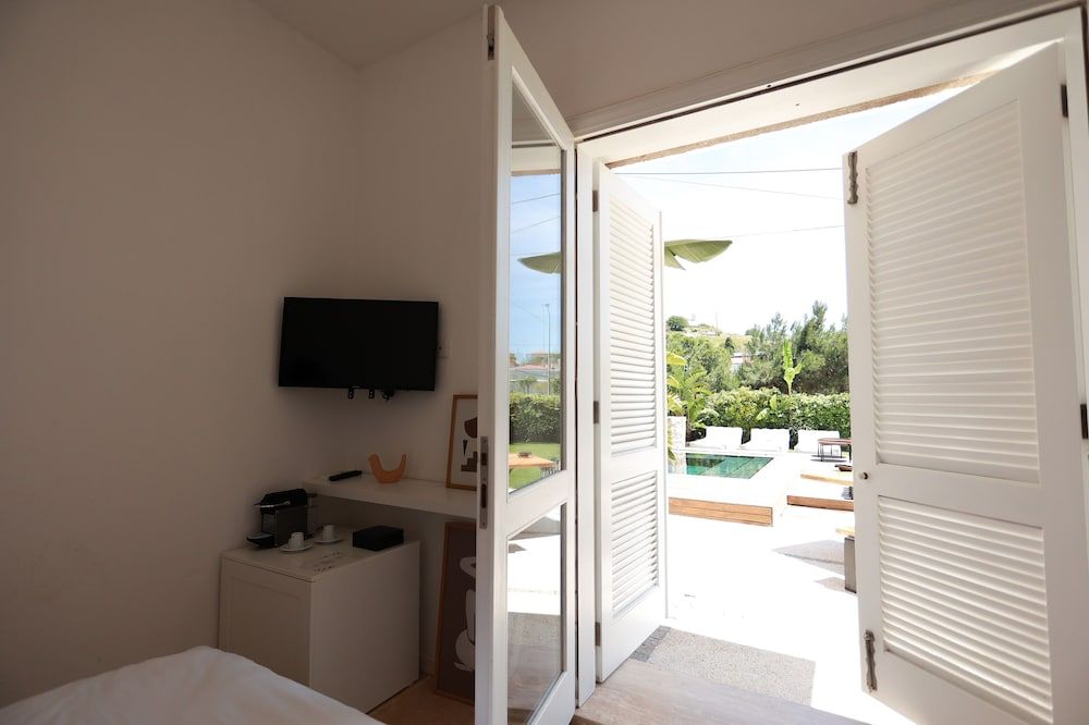 The Blaze Hotel Comfort Room 7