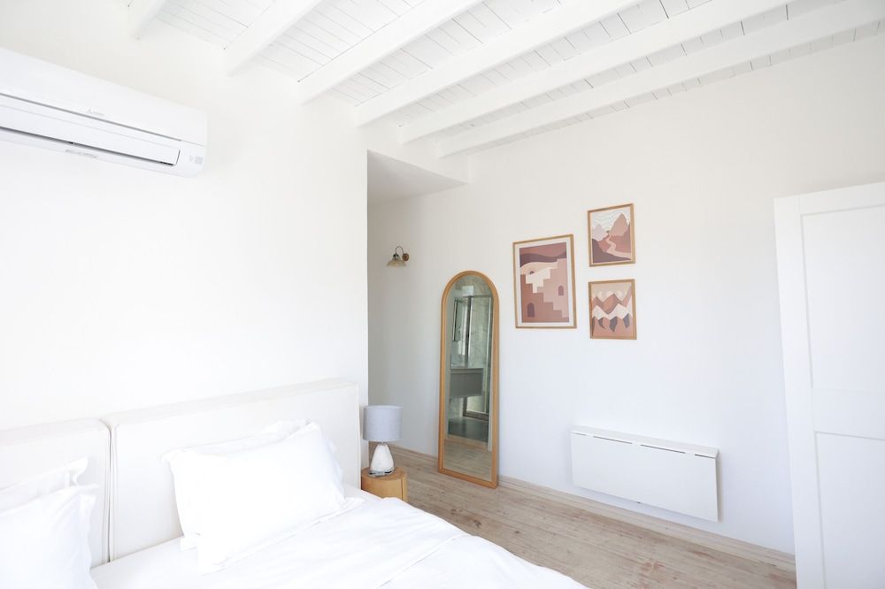 The Blaze Hotel Deluxe Room, 1 Bedroom, Non Smoking, Garden View 13