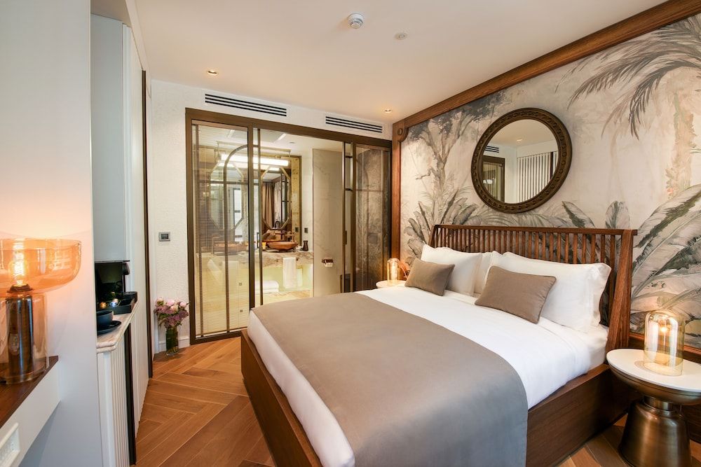 undefined Genesis Hotel 4
