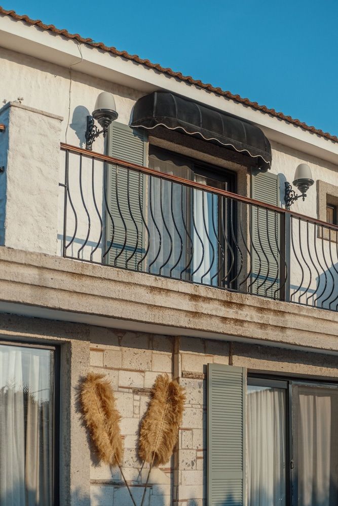 undefined Panjur Otel 5