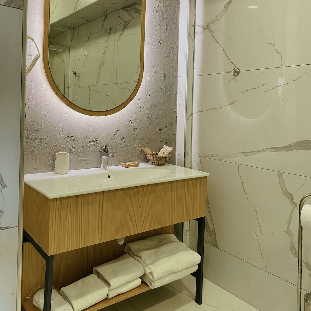 Lal Azure Alacati Deluxe Room 8