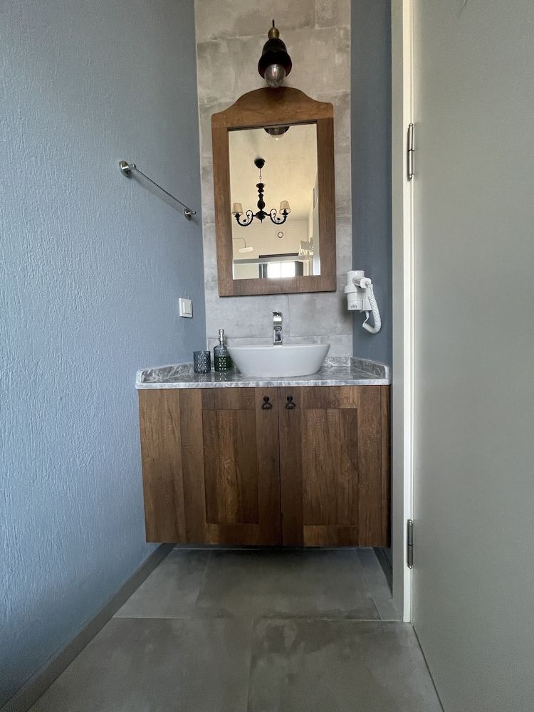 Cati Hotel Boutique Plus Comfort Double Room, 1 Double Bed, Hill View, Corner 9