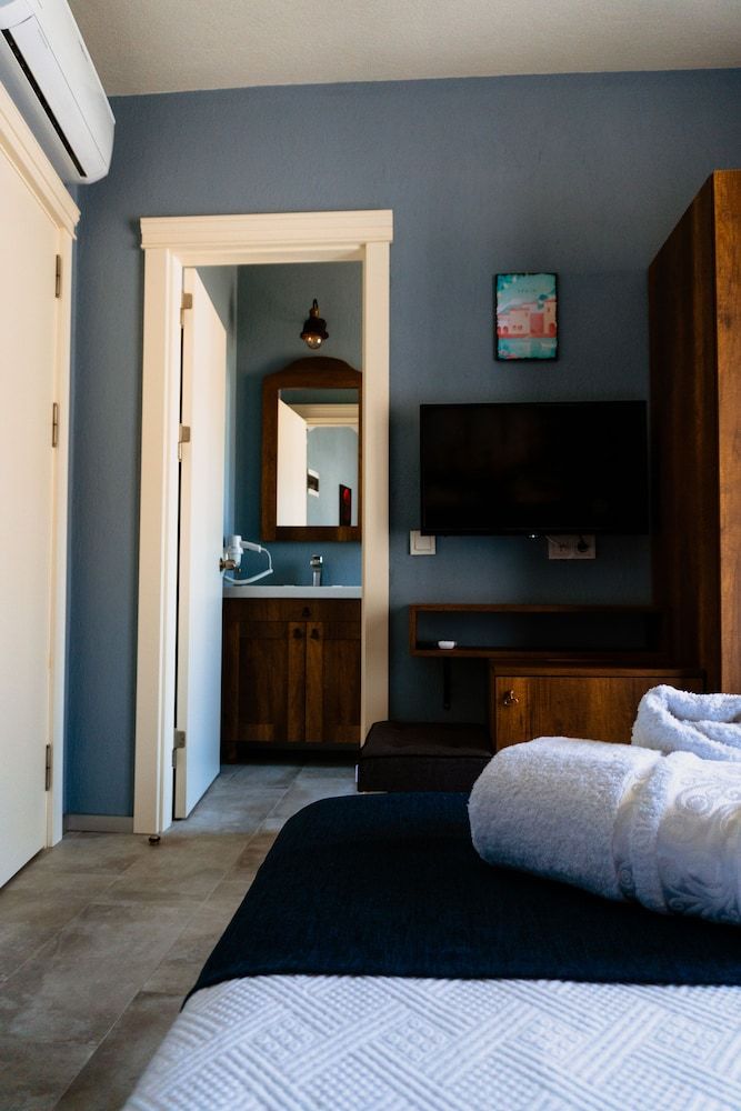 Cati Hotel Boutique Plus Standard Double Room 4