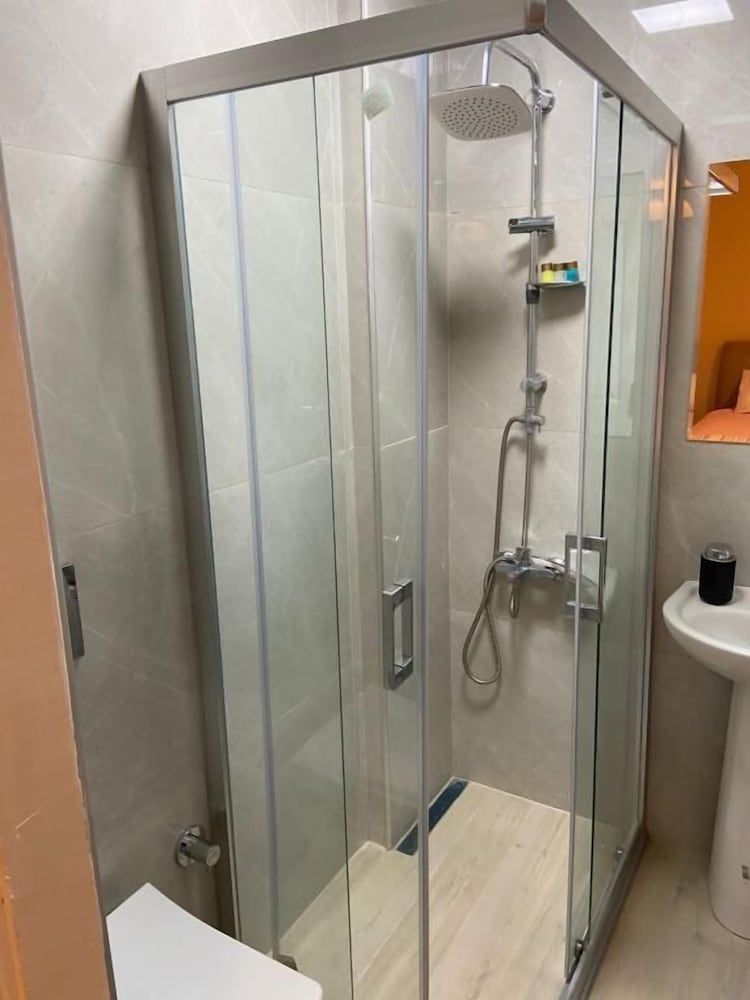 Aral Turkuaz Butik Otel Family Triple Room 2