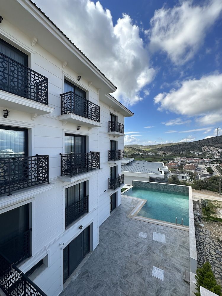 undefined Nova Butik Hotel 4