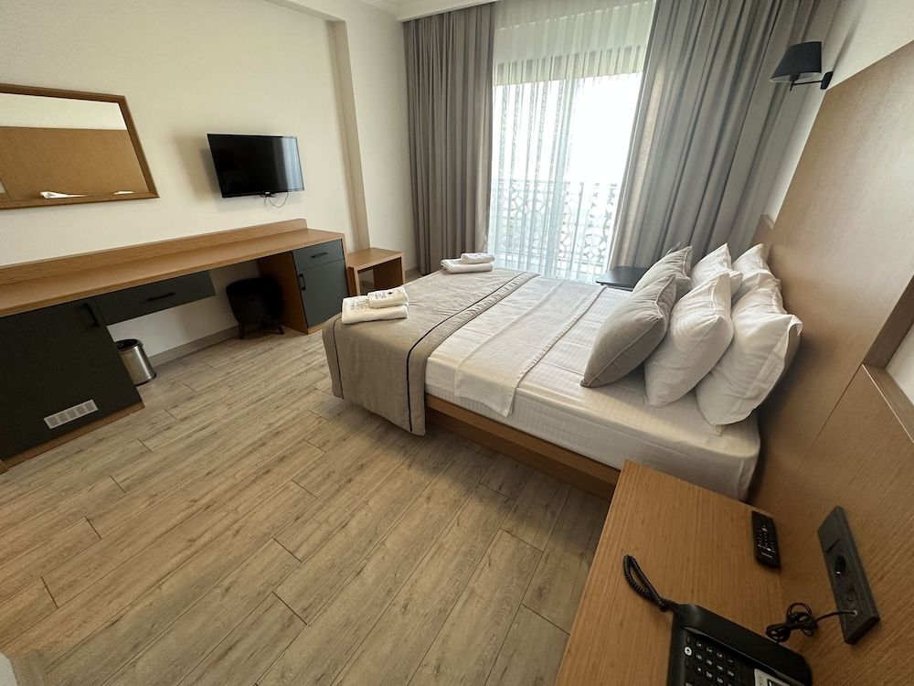 Nova Butik Hotel Deluxe Double Room, 1 Double Bed, Balcony, Mountain View 2