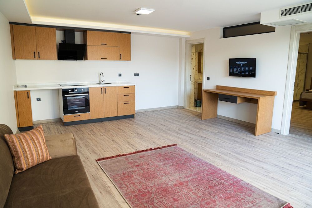 Nova Butik Hotel Comfort Suite, Terrace, Pool View 3