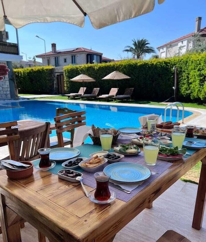 undefined Ruhe Alaçatı 4