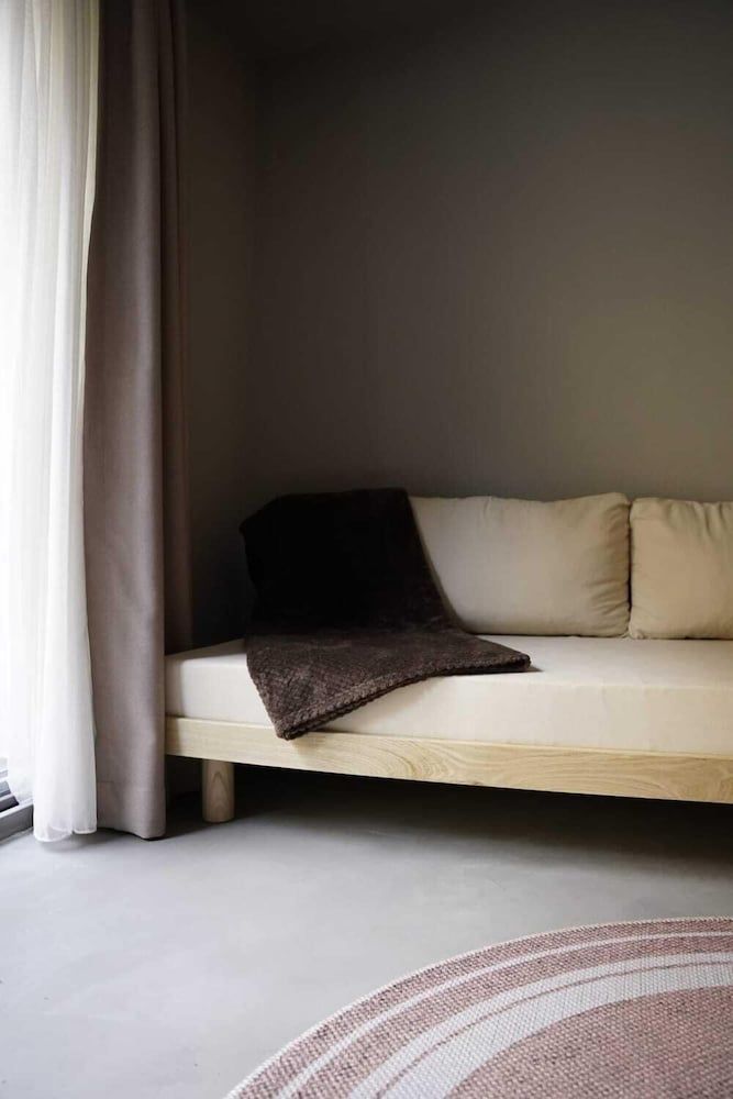 Soas Suites Deluxe Suite 2