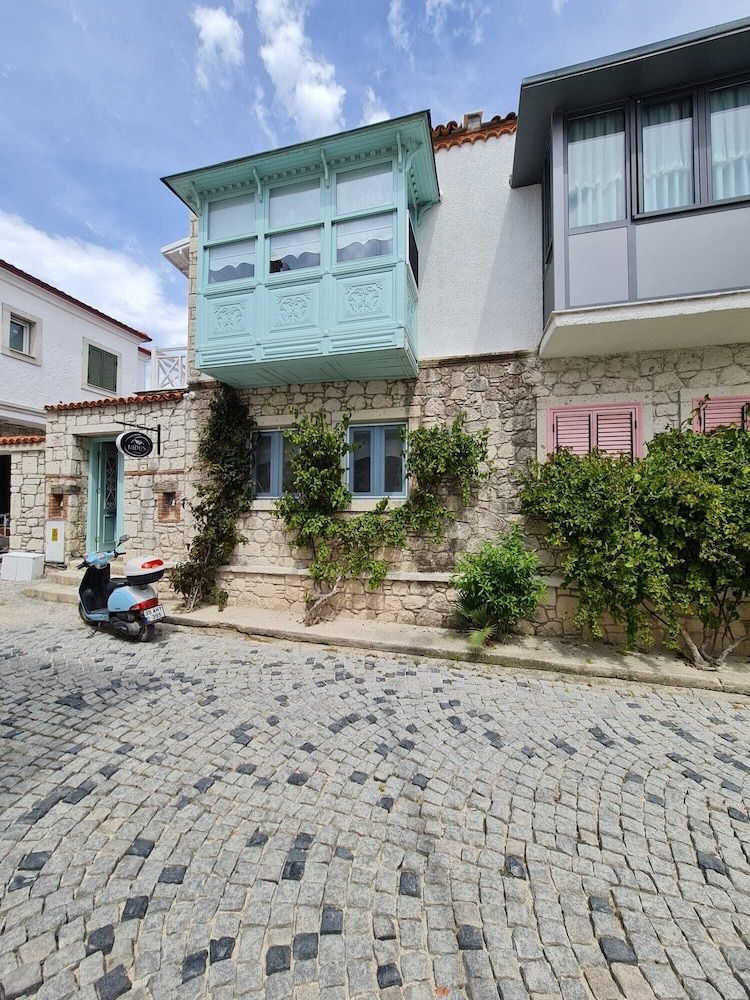 undefined Nidus Alaçatı 8