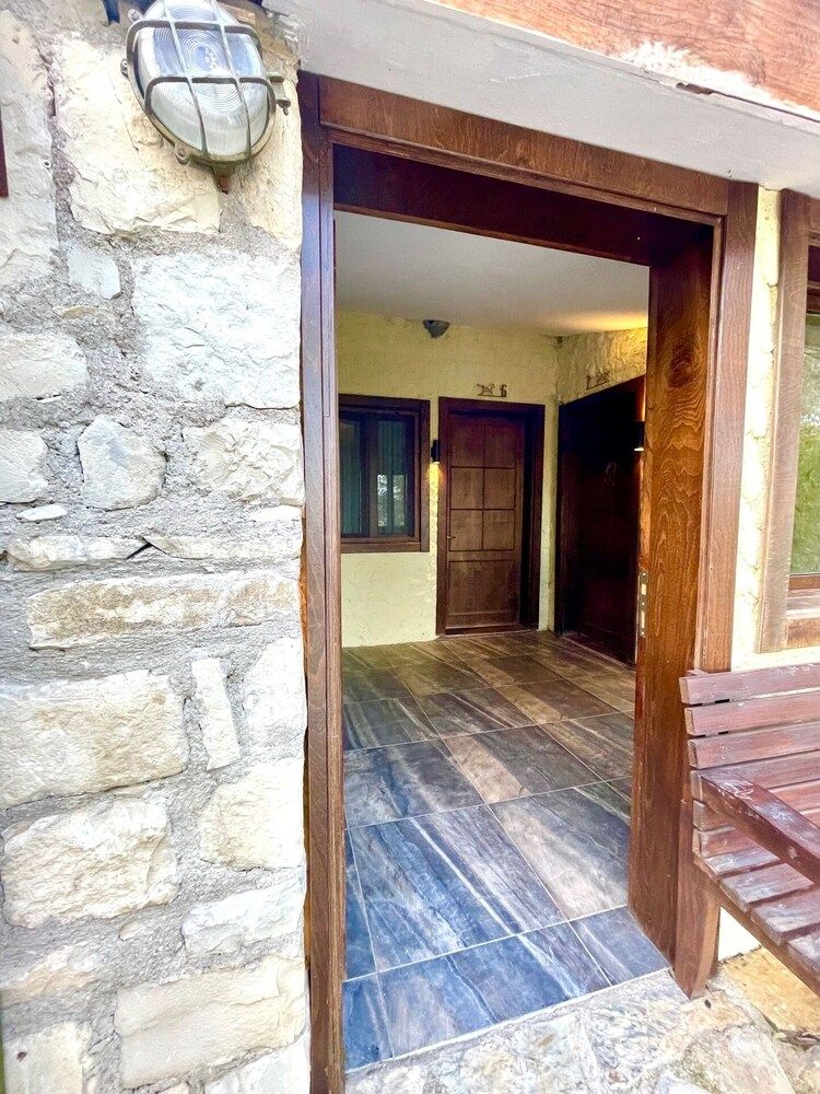 Manej Urla Baglantili Aile Odasi 6