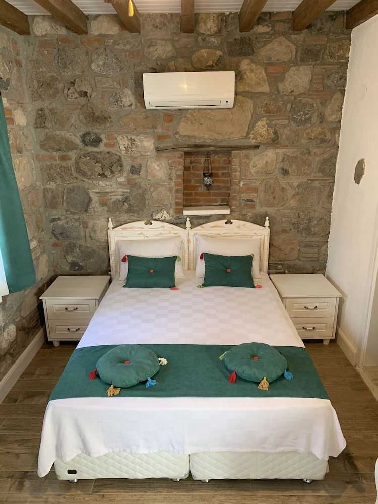 Ada Han Butik Otel Standard Room (Zeytin) 3