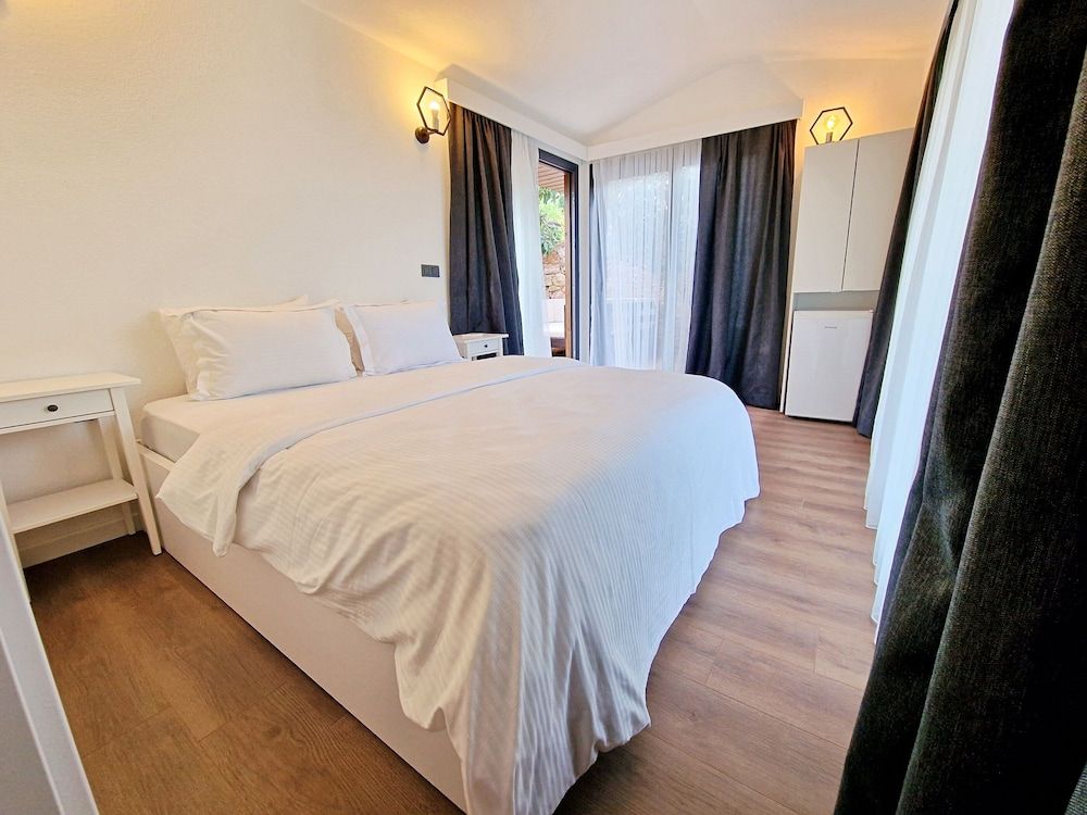 Elite Suite