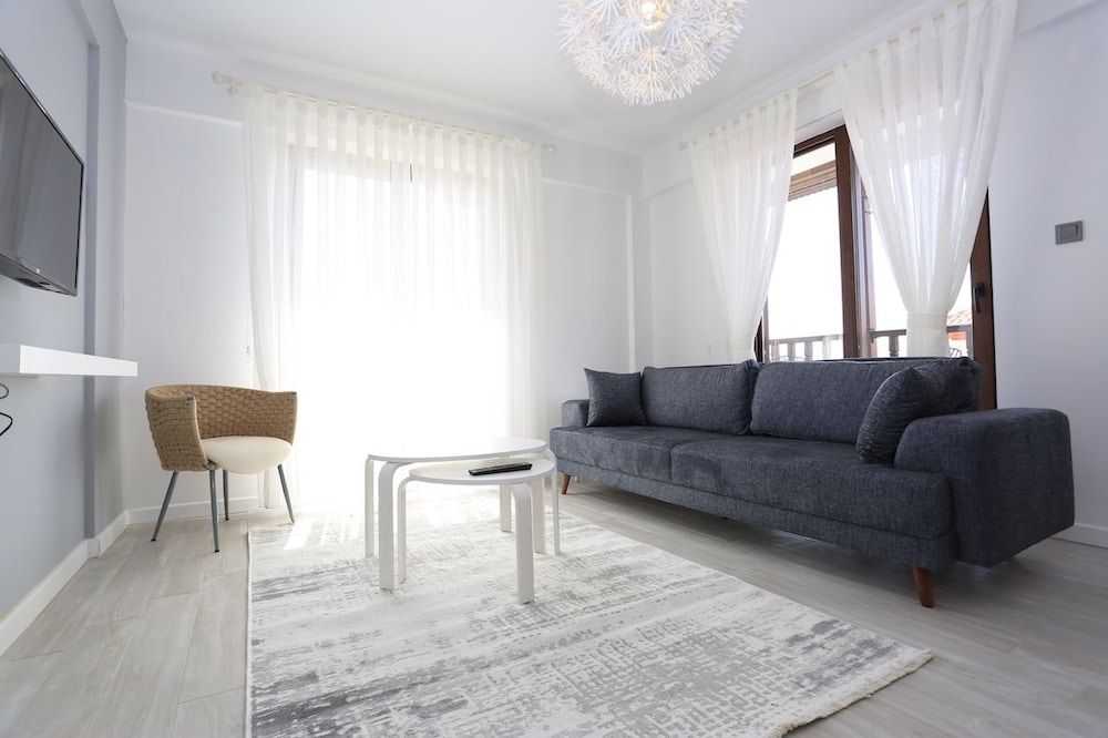 Verde Suites Akyaka Romantic Apartment, 2 Bedrooms, Kitchen, Sea View 13